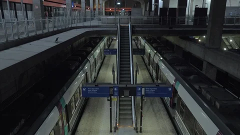 Empty subway station and moving escalator in Paris, France Stock Footage 89884152