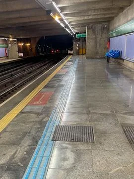 Empty subway station platform Stock Photos