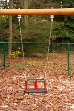 Empty swing Stock-Fotos