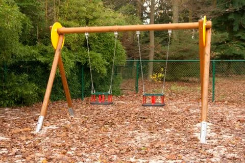 Empty swings Stock-Fotos