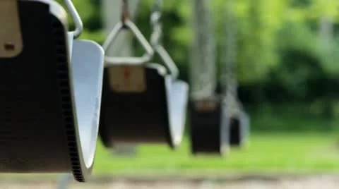 Empty swings in playground close up Vídeos de archivo 12014442