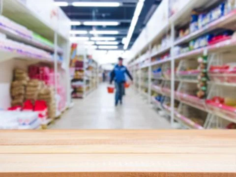 Empty table in front of blurred background Stockfoto's