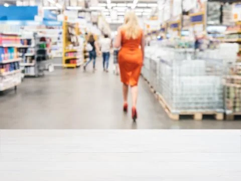 Empty table in front of blurred background Foto stock