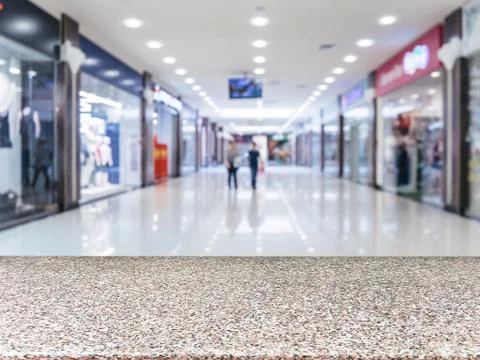 Empty table in front of blurred background Stockfoto's