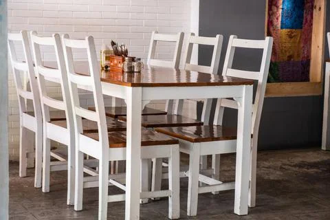 Empty Table in Indian Cafe Foto stock