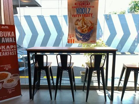 An Empty Table at KFC Stock Photos