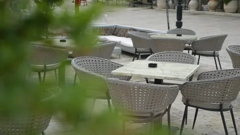 Empty table in a restaurant Video stock 159705922