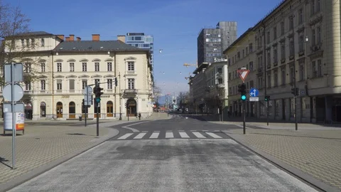 Empty traffic intersection. Stock Footage 126573893