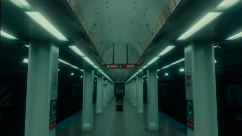 Empty Train Station 스톡 동영상 262159624