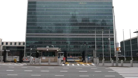 Empty United Nations Building Coronavirus Tilt Up Stock-Footage 127941452