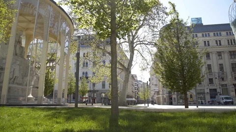 Empty Vorosmarty square, because of the travel ban, coronavirus, covid19. Stock Footage 129193867