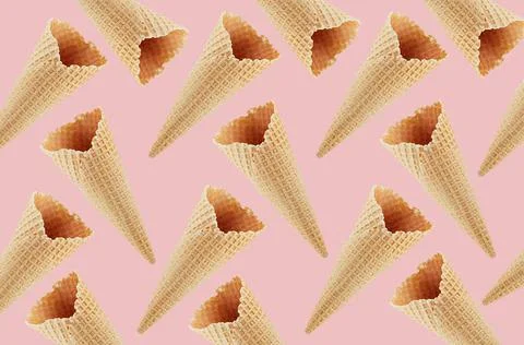 Empty waffle ice cream cones as decorative random summer food pattern on soft Foto stock
