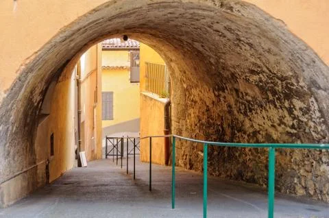 Empty walkway - Grasse Stock Photos