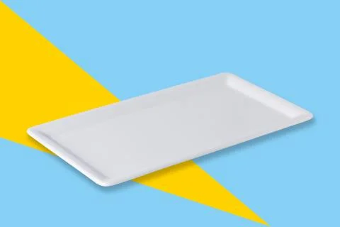 Empty white plate on blue yellow popart  background 库存插图