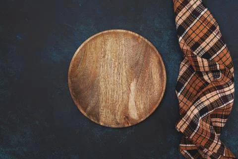 Empty wooden plate Stock Photos