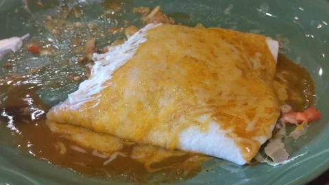 Enchilada on Plate 스톡 동영상 185484156