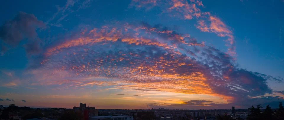 End of the day with a sky between clouds and very colorful Foto stock