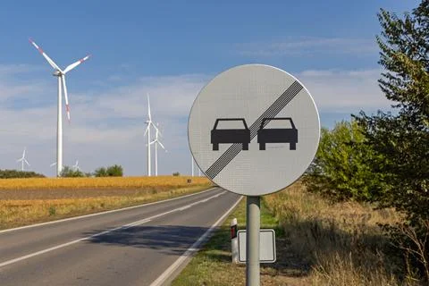 End of Overtaking Sign 库存照片