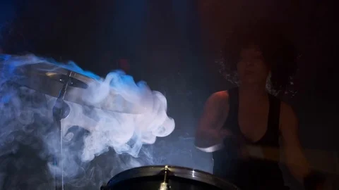 End performance of musician by drumroll on drum plate. Stock Footage 103667269