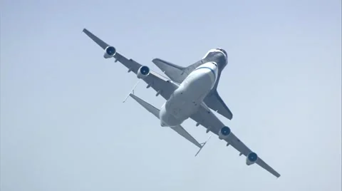 Endeavour Shuttle Sky Stock Footage 41475312