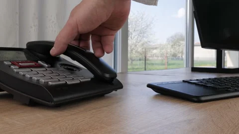 Ending a telephone conversation Video stock 192777321