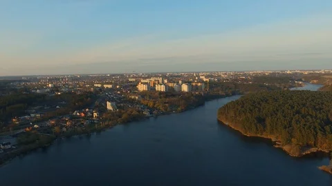 Endless expanses and azure sky. Picturesque exciting wide river water and city Stock Footage 107807066