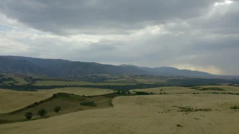 Endless fields in the mountains Видео 159581308