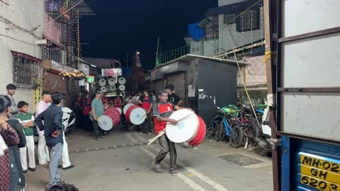 Energetic Dhol Drummers Performing on Street Vídeo Stock 345100626