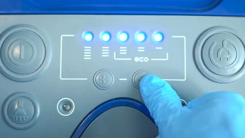 Energy saving. Eco mode vacuum cleaner. Video stock 88748059