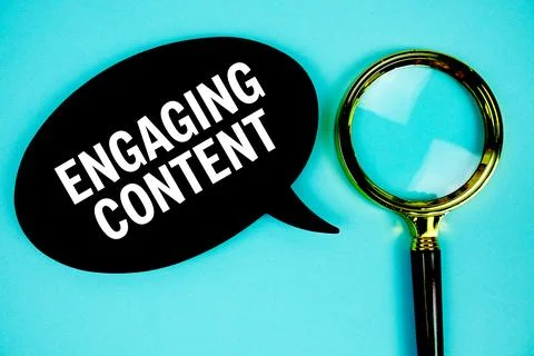 Engaging Content text with speech bubble and magnifying glass on blue backg.. Stock Photos