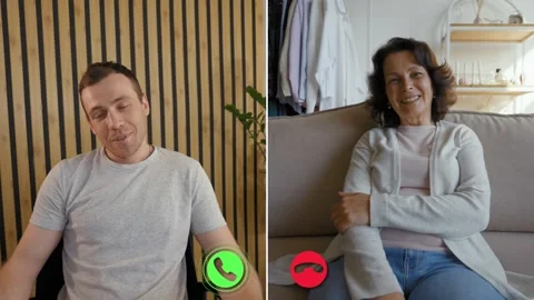 Engaging split screen online call between two individuals Stock Footage 305539754