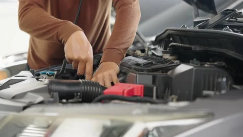 Engine in his repair shop Stock-Footage 183947645