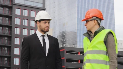 Engineer and builder hologram discuss drawing new technologies virtual  business Stock-Footage 113967294