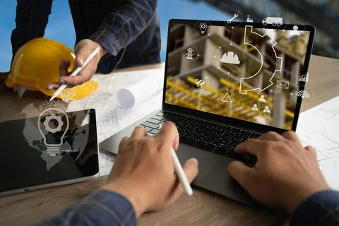 Engineer architect industry 4.0 using computer construction site, industria.. 스톡 사진