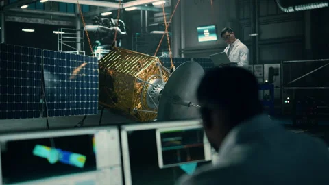Engineer Develop Satellite on Computer 動画素材 150378125