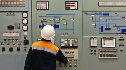 Engineer Disables Alarms Stockbeeldmateriaal 10790475