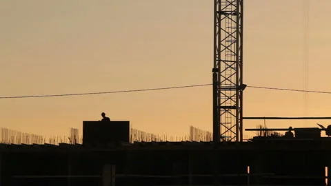 Engineer drops the plate against the sunset sky Video stock 88503335