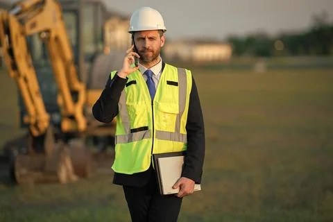 Engineer man of architect occupation wearing helmet. photo of man architect Foto stock