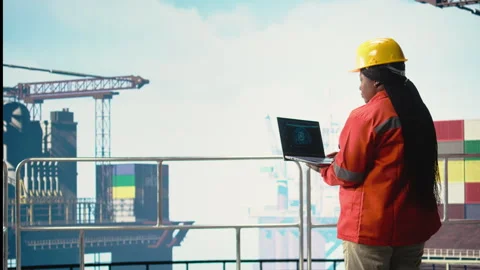 Engineer on offshore platform deck using artificial intelligence software Stock Footage 319972709