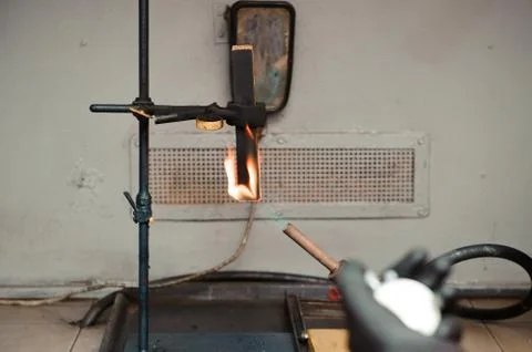 Engineer set up and testing old machine in factory, engineering and industrial Foto stock