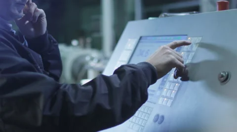 Engineer is Setting Up CNC Lathe Machine in Factory 스톡 동영상 47913209