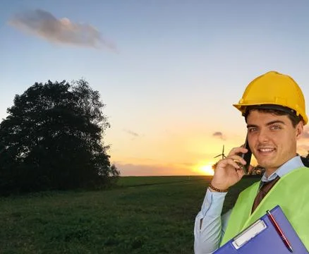 Engineer speaking on smartphone Stock Photos