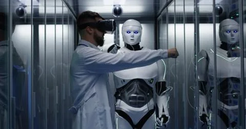 Engineer testing on robot controls Fotos de archivo