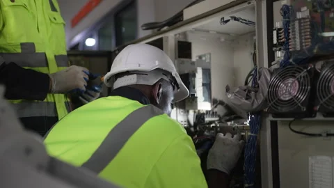 Engineer work at robotic arm factory. 스톡 동영상 244561738