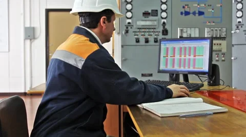 Engineer Works On Computer Closeup Stockbeeldmateriaal 8659506