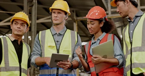 Engineering team Electrical technicians and inspectors Multi ethnic hold meeting Stock Footage 172537391