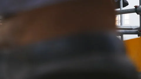 Engineering working in process area of petroleum plant Vídeo Stock 57713649