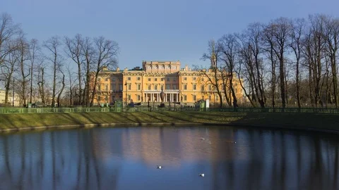 Engineer's Castle view from the Summer Garden, sunset, St. Petersburg, Russia 스톡 동영상 77867229