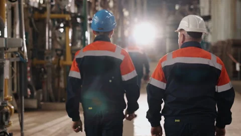 Engineers inspect, Engineers circle, Machinery check Stock-Footage 252158186