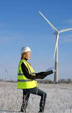 Engineers with wind turbines Foto stock